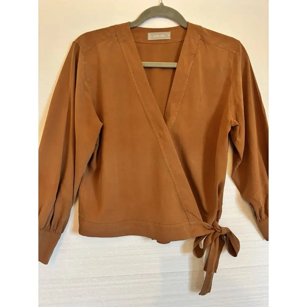 Everlane washable 100% Silk wrap top blouse Tobacco SZ 10 ballet core feminine - Picture 2 of 7